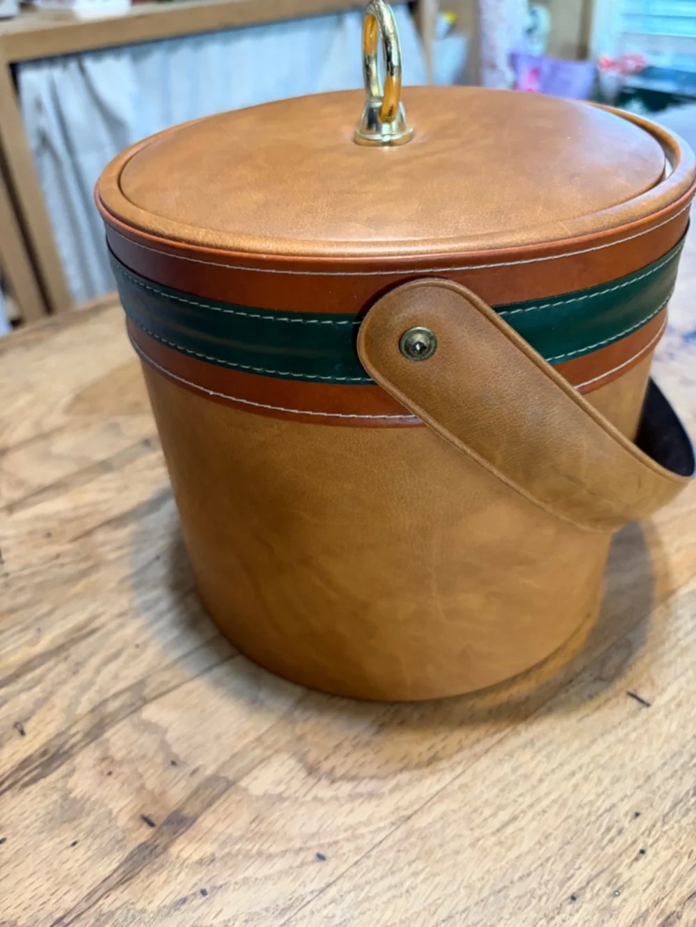 Vintage Georges Briard Faux Leather Ice Bucket – Mid-Century Barware 🍸🧊